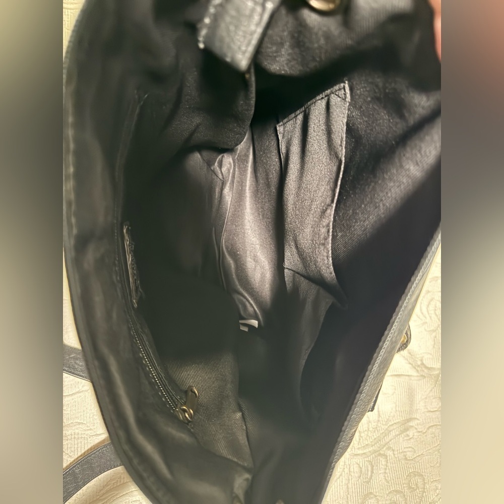 Gently Used Great American Leather Works Black Leather Shoulder Bag - Picture 7 of 7
